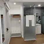 Apartment Cais 75 & *