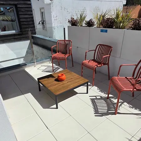 Appartement Cais 75 & *