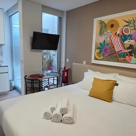 Cais 75 & Apartamento Aveiro