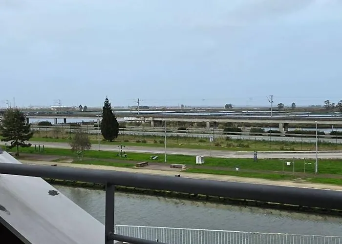 Cais 75 & * Aveiro